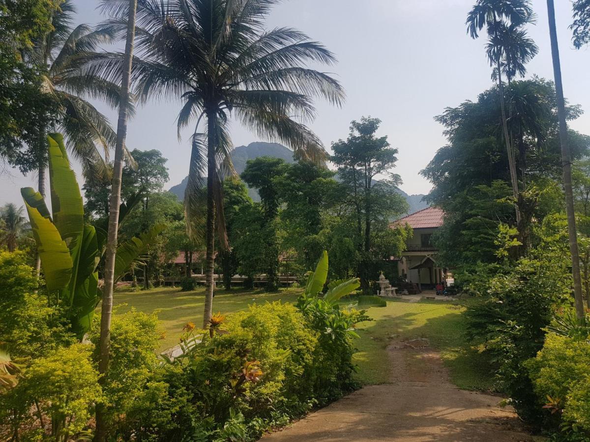 Vang Vieng Ruby'S Homestay Eksteriør billede